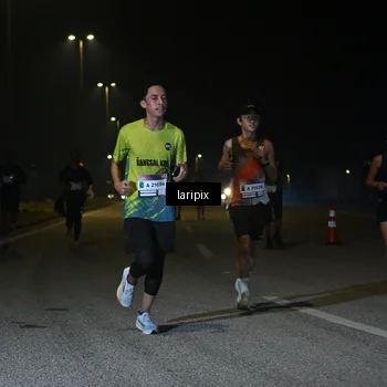Runner Photo 7565492