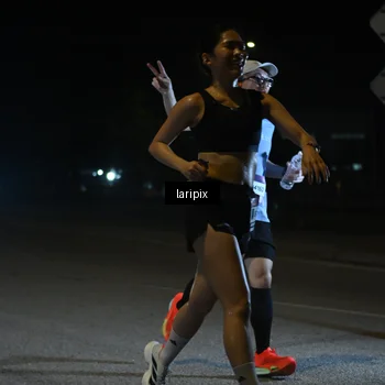 Runner Photo 7565525