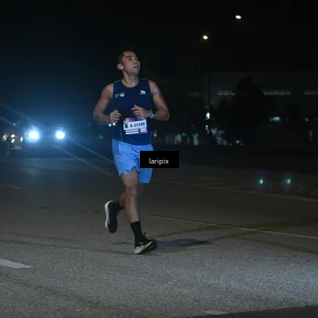 Runner Photo 7565532