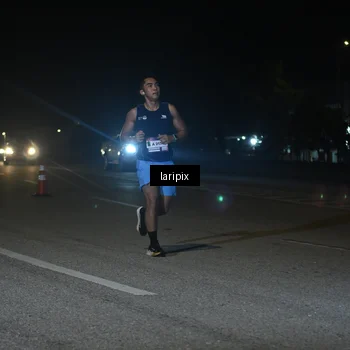 Runner Photo 7565536