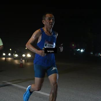 Runner Photo 7565561