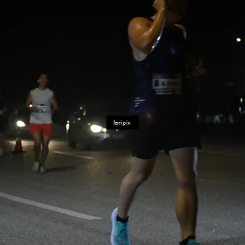 Runner Photo 7565591