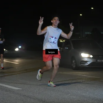 Runner Photo 7565601