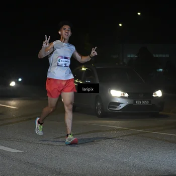 Runner Photo 7565603