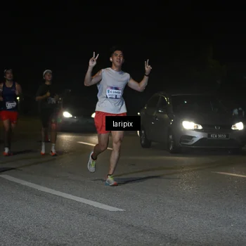 Runner Photo 7565608