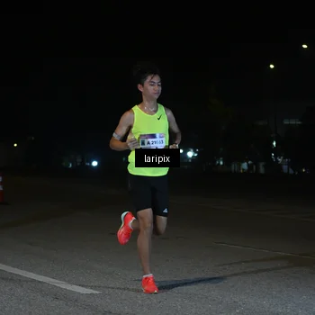 Runner Photo 7565633