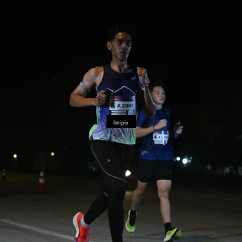 Runner Photo 7565656