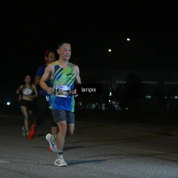 Runner Photo 7565660