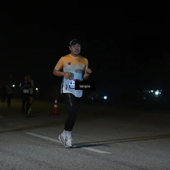Runner Photo 7565664