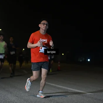Runner Photo 7565671