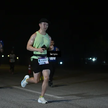 Runner Photo 7565684