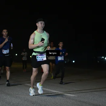 Runner Photo 7565687
