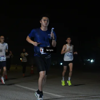 Runner Photo 7565697