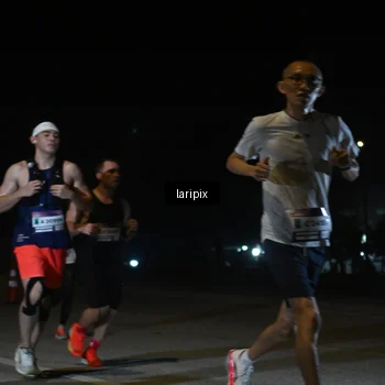 Runner Photo 7565706