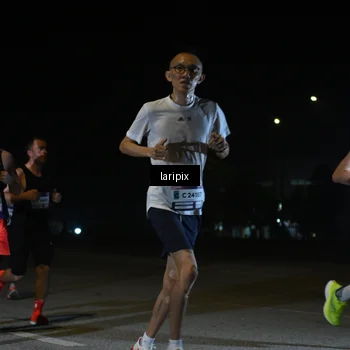Runner Photo 7565707