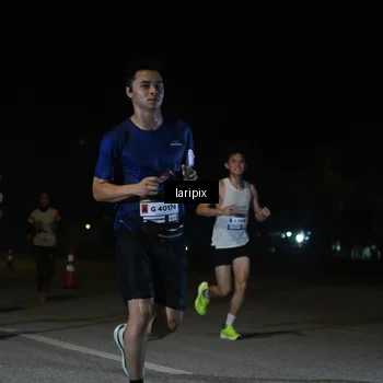 Runner Photo 7565711