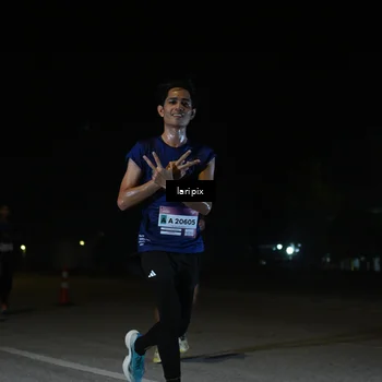 Runner Photo 7565729