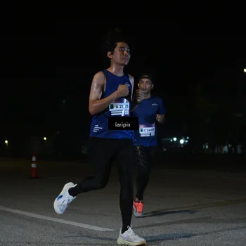 Runner Photo 7565738