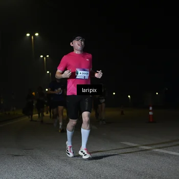 Runner Photo 7565744