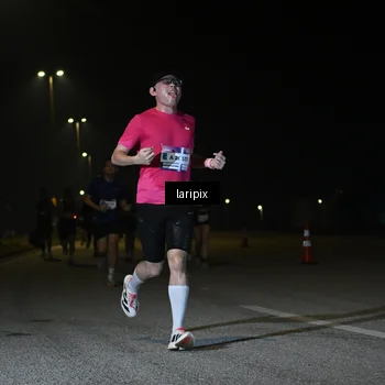 Runner Photo 7565750