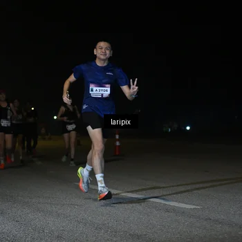 Runner Photo 7565756