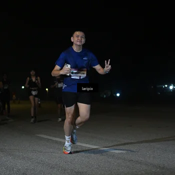 Runner Photo 7565759