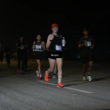 Runner Photo 7565773