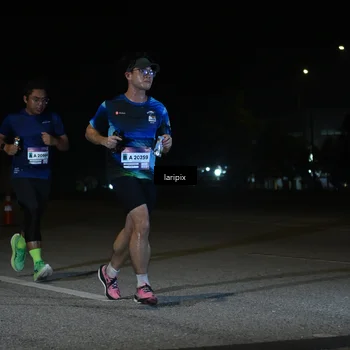 Runner Photo 7565787