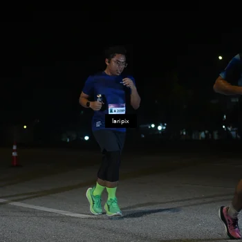 Runner Photo 7565796