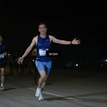 Runner Photo 7565812