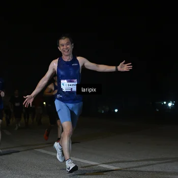 Runner Photo 7565817