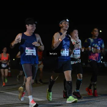 Runner Photo 7565847