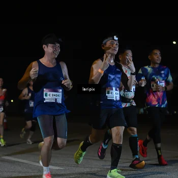 Runner Photo 7565848