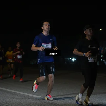 Runner Photo 7565884