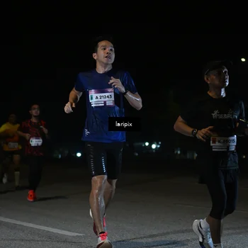 Runner Photo 7565888