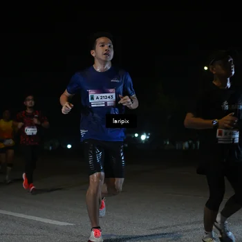 Runner Photo 7565890