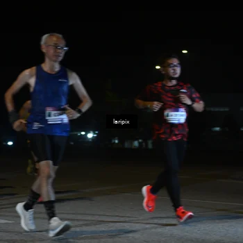 Runner Photo 7565892