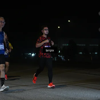 Runner Photo 7565896