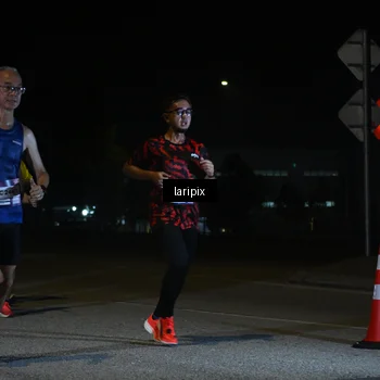 Runner Photo 7565898