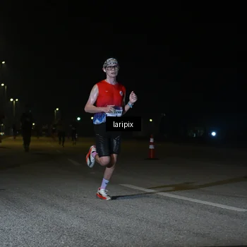 Runner Photo 7565900