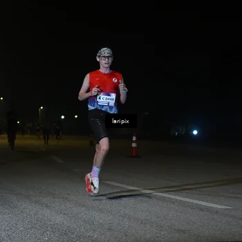 Runner Photo 7565905