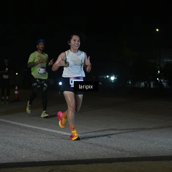 Runner Photo 7565943