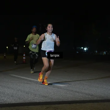 Runner Photo 7565945