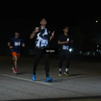 Runner Photo 7565954