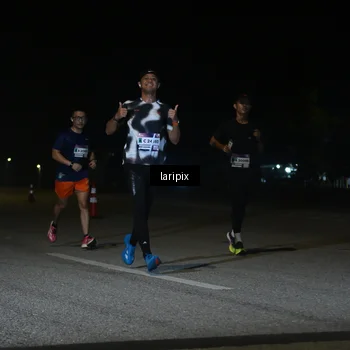 Runner Photo 7565958