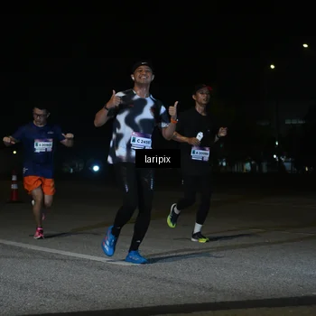 Runner Photo 7565962