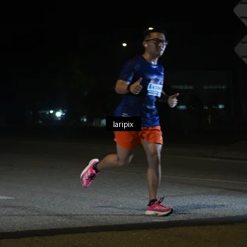 Runner Photo 7565969