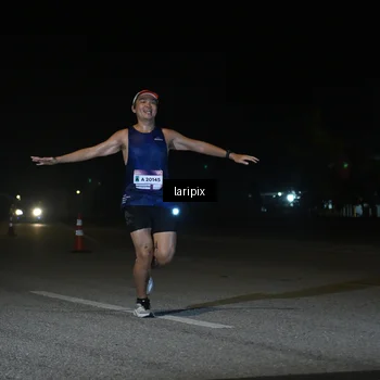 Runner Photo 7565972