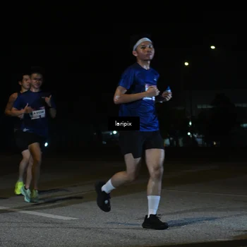 Runner Photo 7566003