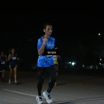 Runner Photo 7566005